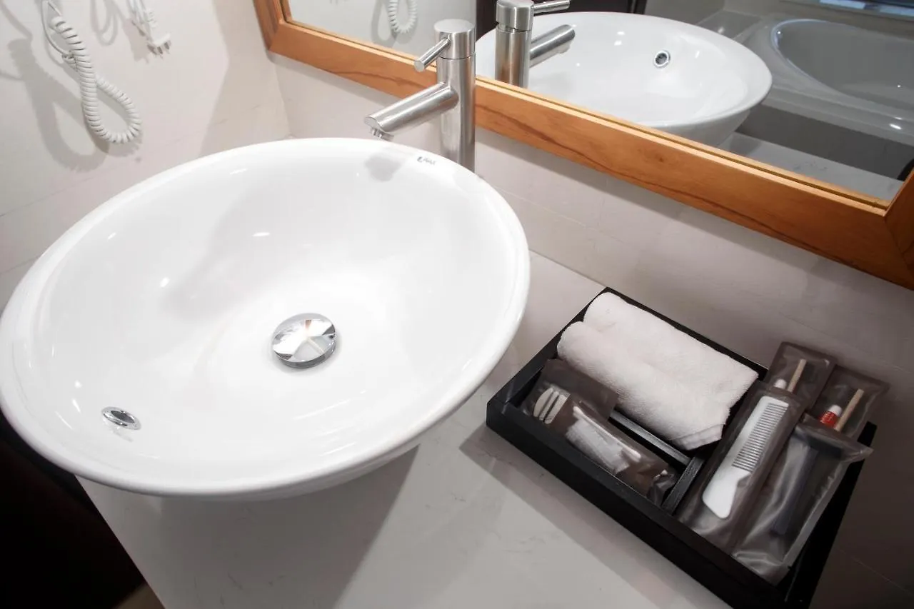 *** Hotel Lily Apartment Nha Trang Vietnam