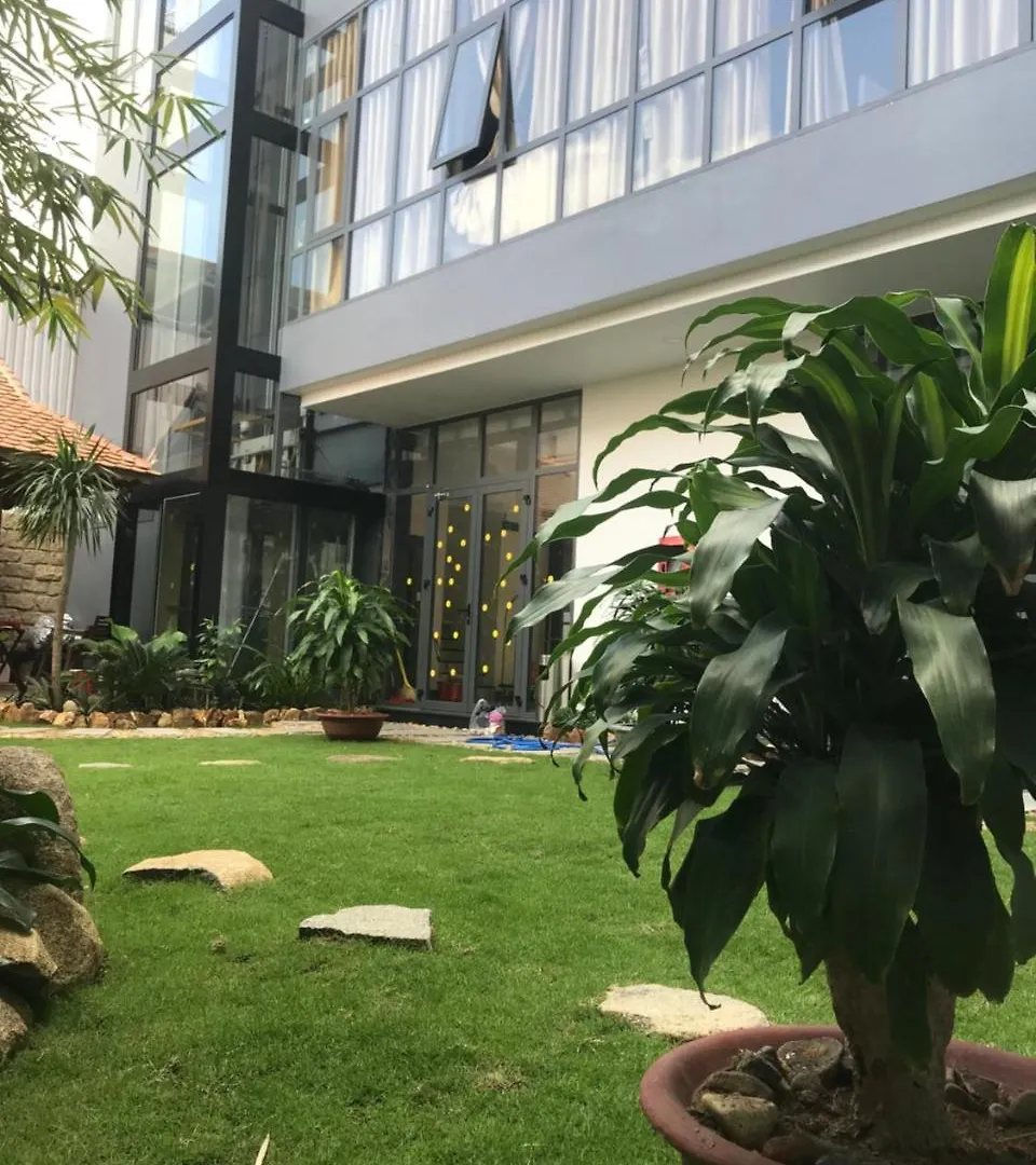 Lily Apartment Nha Trang